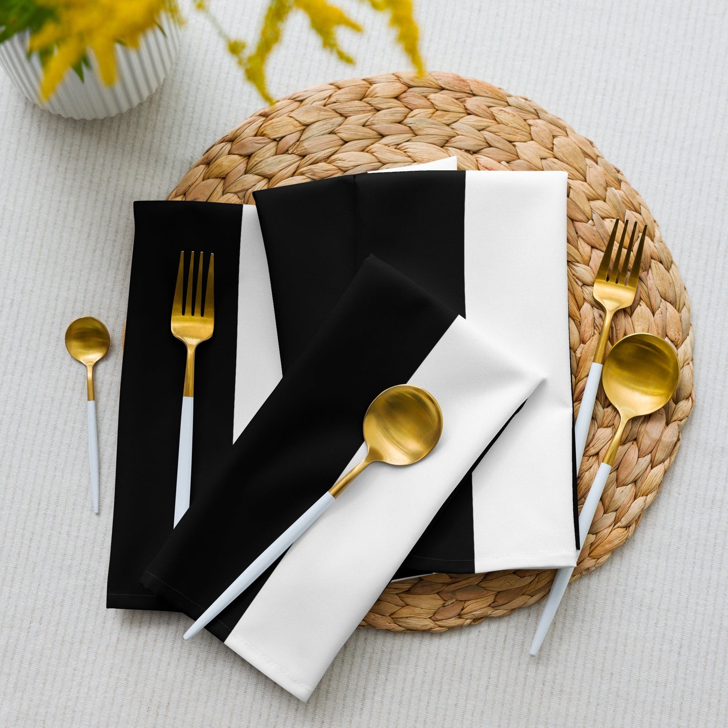 Half Black Half White - Cloth Napkin Set