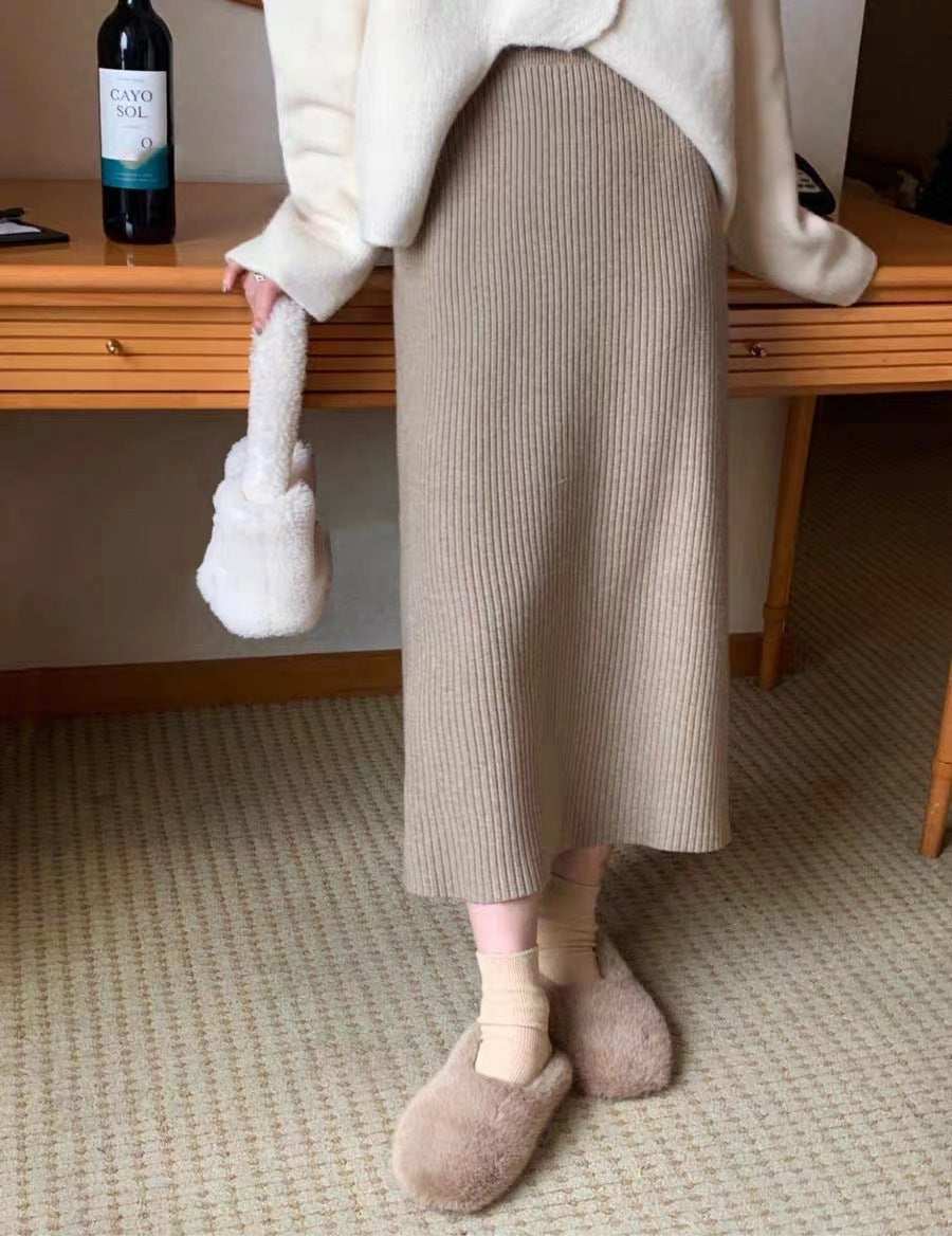 Women's Solid Color Casual Versatile Knitted Skirt