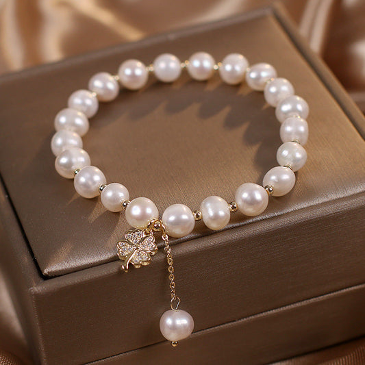 Pearl Four-Leaf Clover Pendant Bracelet
