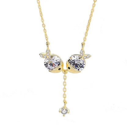 Cute Fish Kiss Zircon Necklace