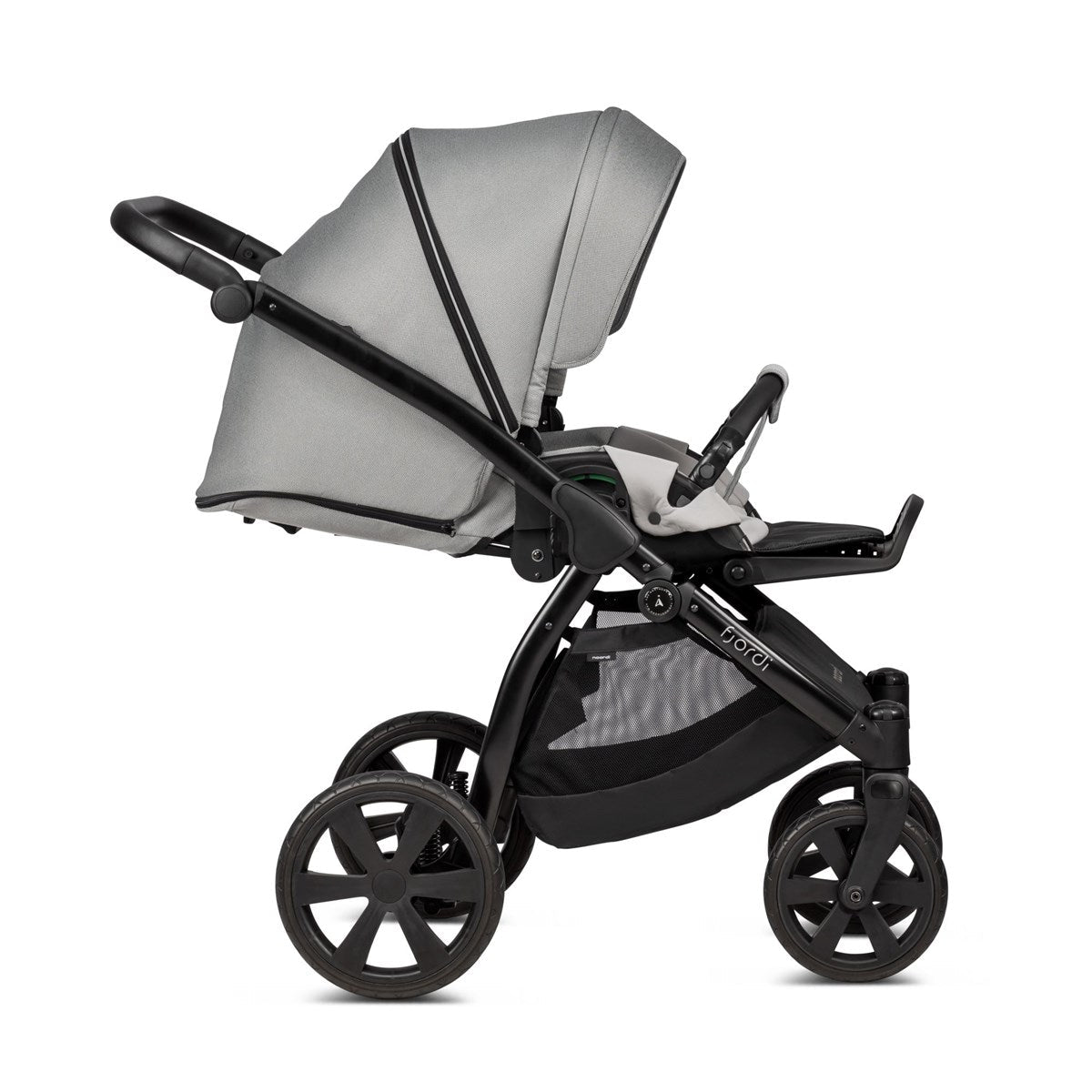 Noordi Fjordi V1 3in1 with Travel Carrier Car Seat