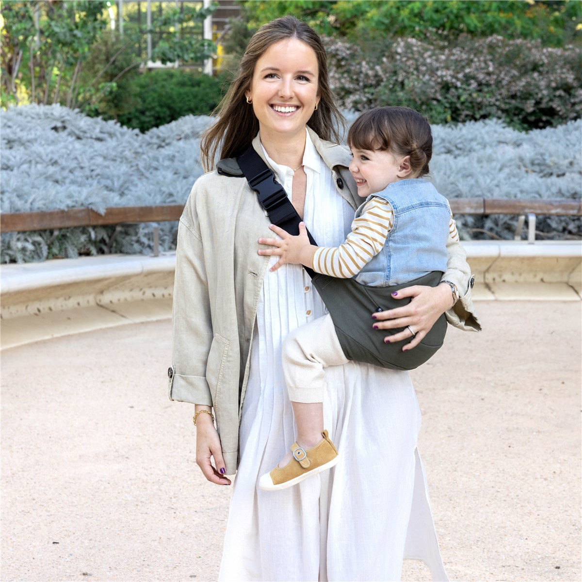 Jane Catch Lightweight Hip Baby Carrier for toddlers aged 9 to 48 months, Botanic