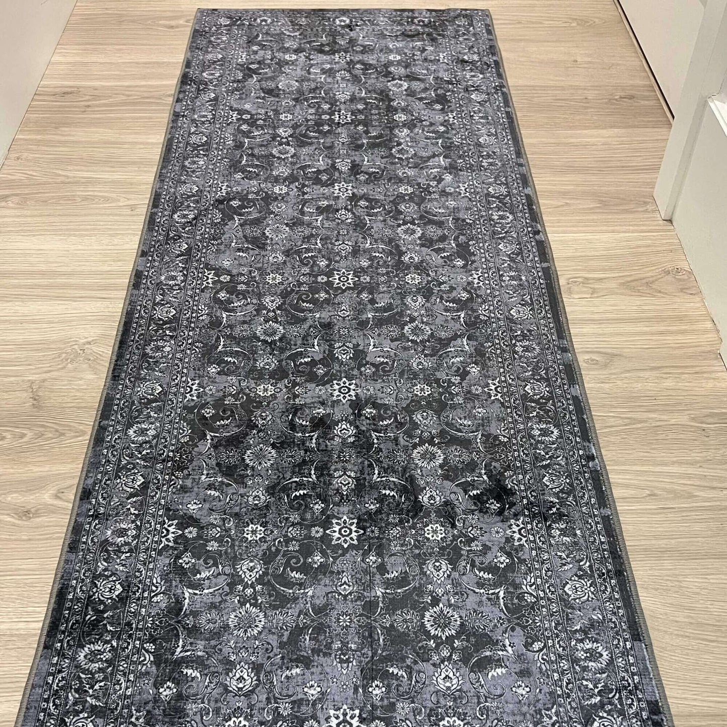 Nuza Vintage Washable Rug