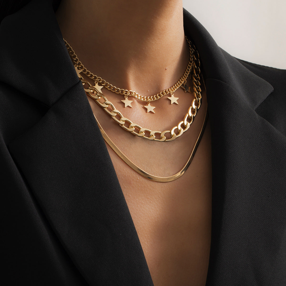 Multilayer Star Choker Necklace
