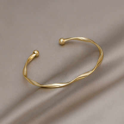 Tide Twisted Simple Bracelet