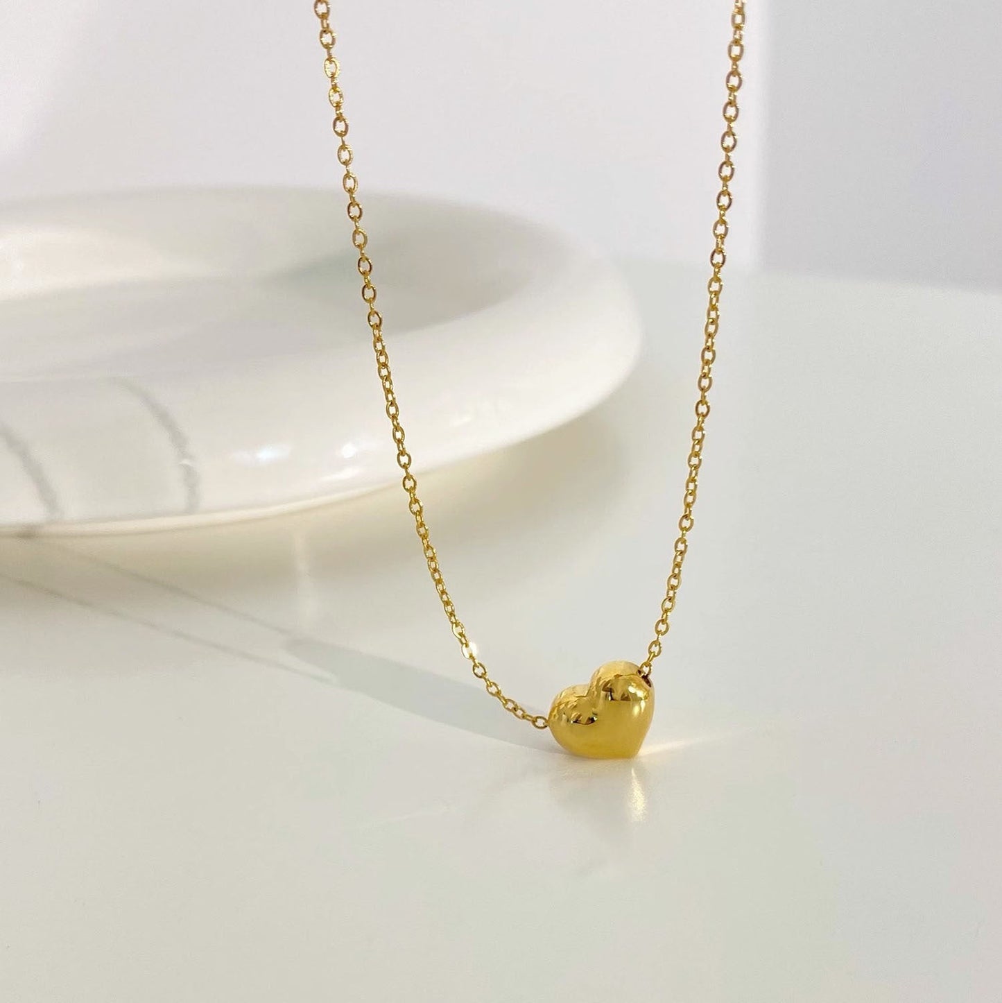 Simple Gold Love Heart Necklace
