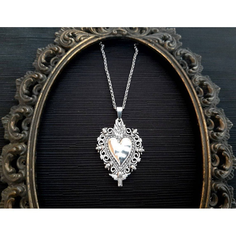 Gothic Heart Pendant Necklace