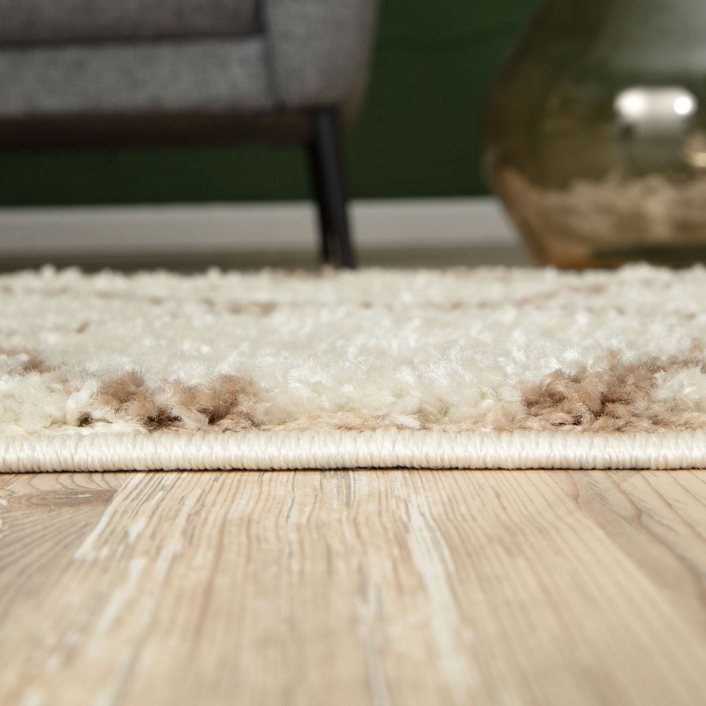 Moroccan Ivory Shaggy Rug | 530