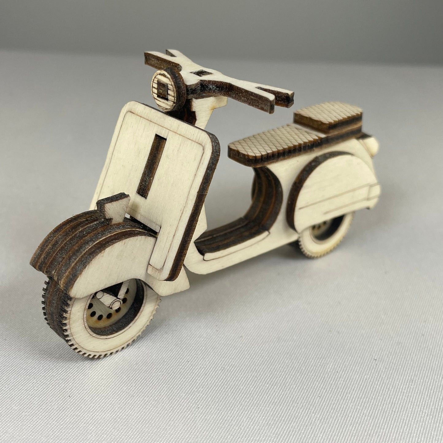 Retro Scooter Bauble - Flatpack Model Kit