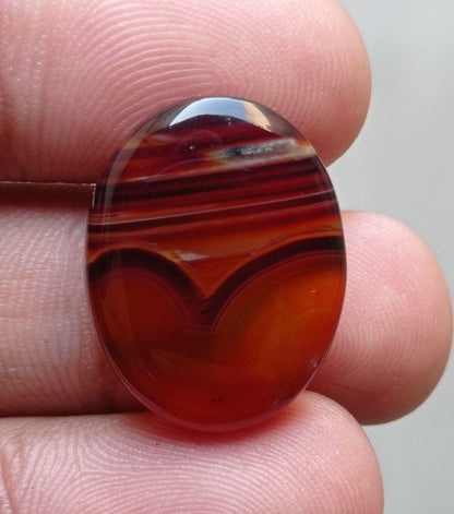 25ct Banded Agate Cabochon - Sulaimani Aqeeq - 24x19mm