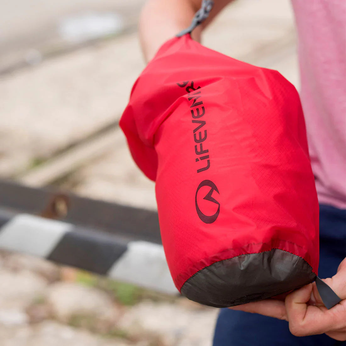 Lifeventure Ultralight Dry Bag - 2 Litres Red