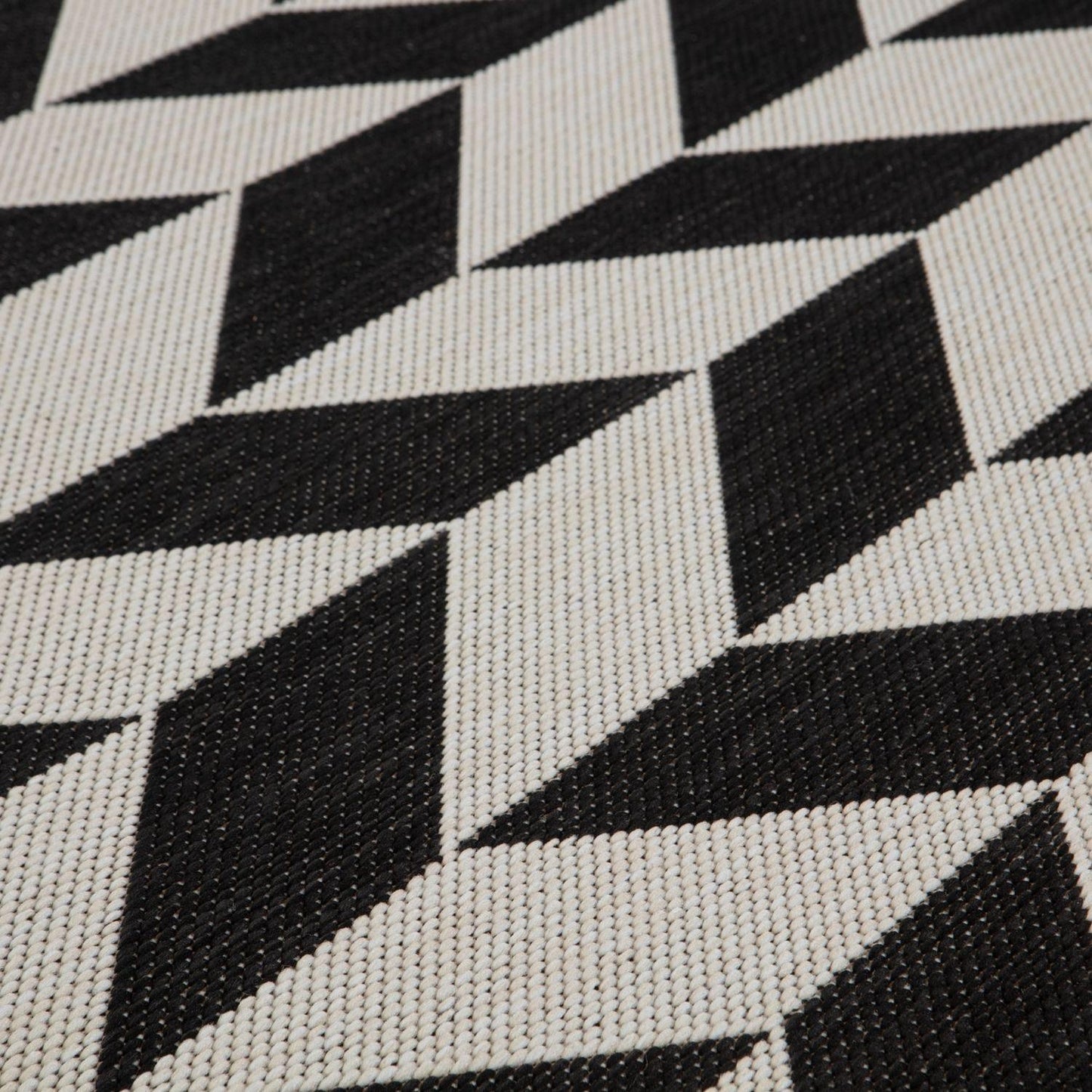 Ecology Outdoor Rug Black | 600Bl