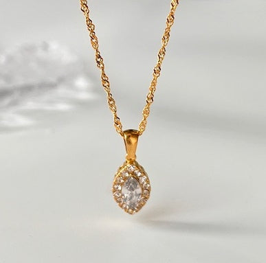 Olive Shaped Horse Eye Zircon Necklace