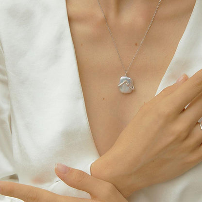 Baroque Pearl Couple Pendant Necklace