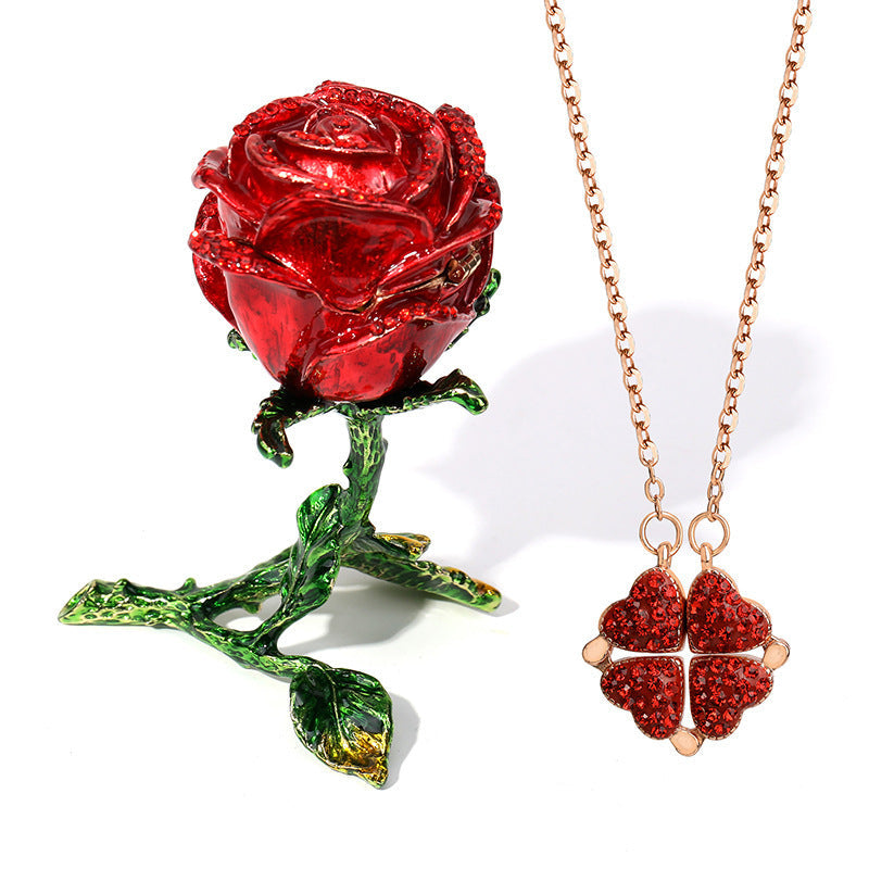 Love Foldable Clover Leaf Pendant Necklace & Set