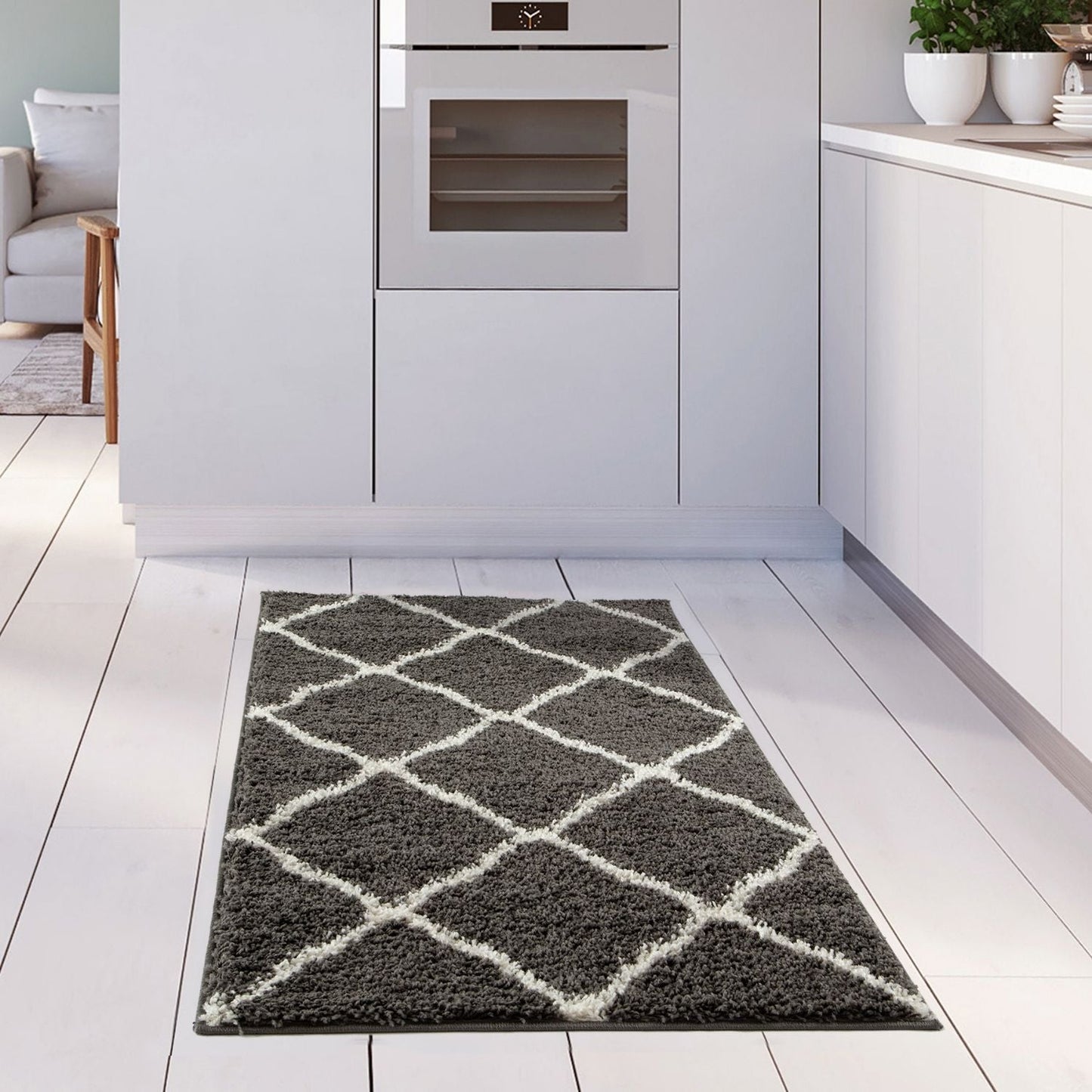 Moroccan Dark Grey Shaggy Rug | 740