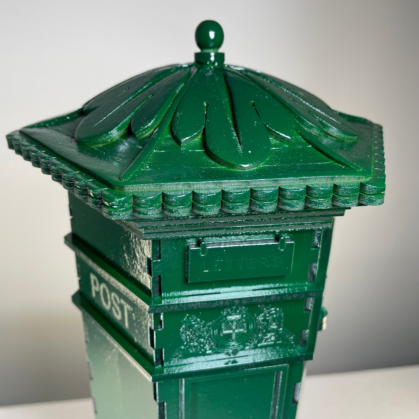 Penfold Pillar Post Box - Ready-Made Model