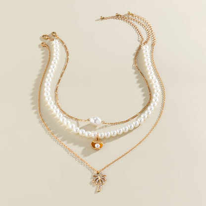 Beaded Beach Pearl Necklace with Resin Star Pendant