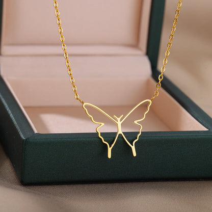 Hollow Butterfly Wings Pendant Necklace