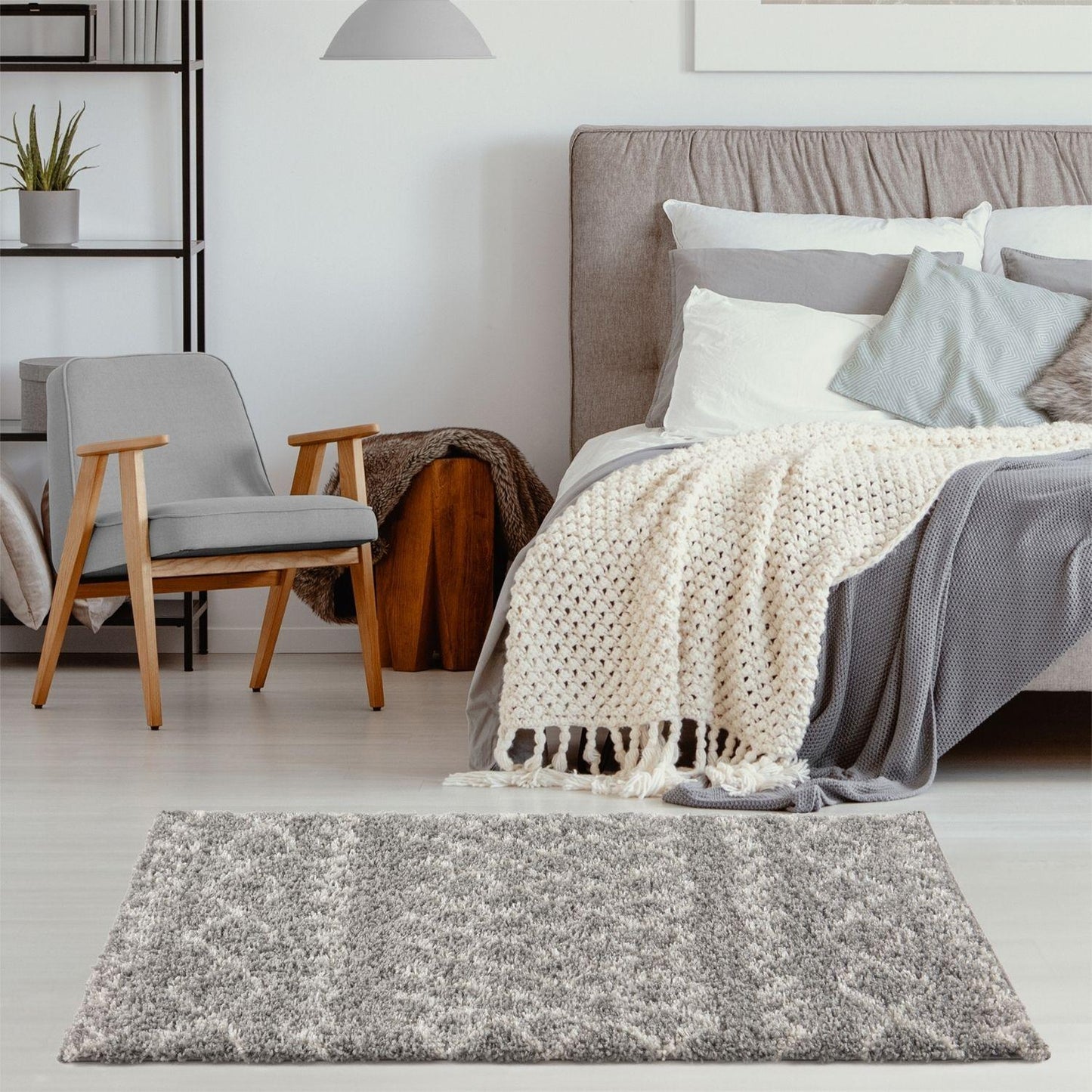 Moroccan Grey Shaggy Rug | 910