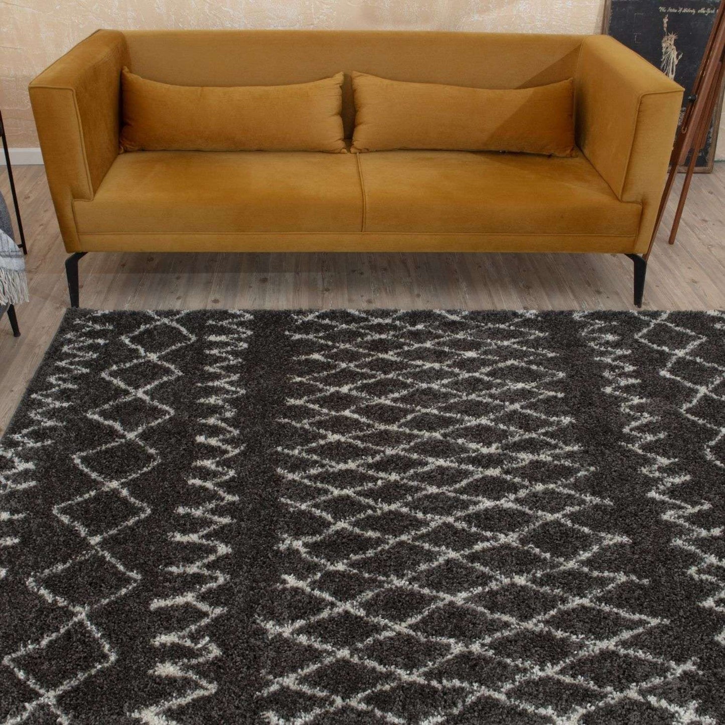 Moroccan Dark Grey Shaggy Rug | 940