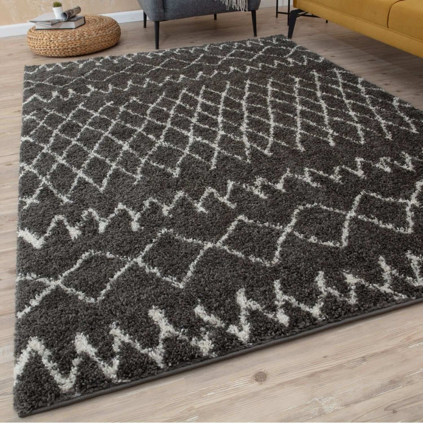Moroccan Dark Grey Shaggy Rug | 940