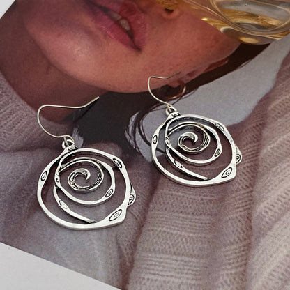 Long Vintage Hollow Circle Vortex Earrings