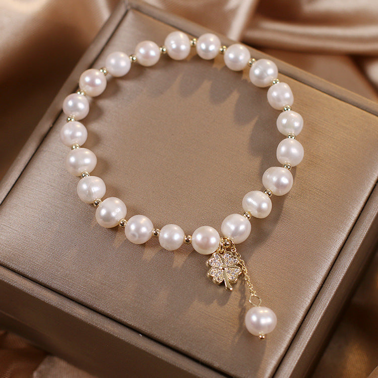 Pearl Four-Leaf Clover Pendant Bracelet