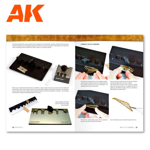 AK Learning 7 Photoetched parts (English)