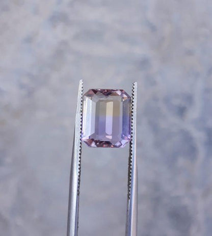 4.3ct Ametrine - Trystine - Bolivianite - 10x9mm