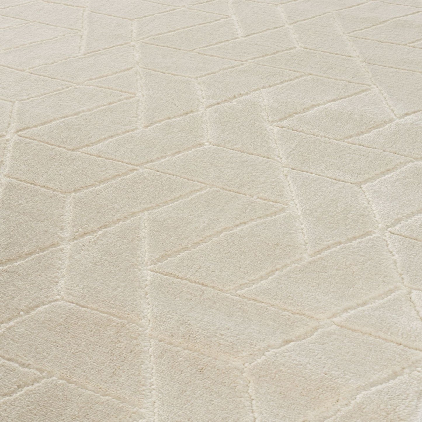 Aura Collection Rug Zenith in Cream
