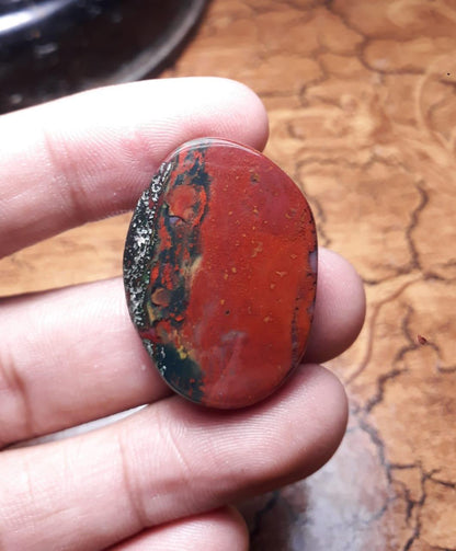 43.6ct Natural Blood Stone for Pendant and Another Jewelry Design, Dimension-32.7x23.8mm