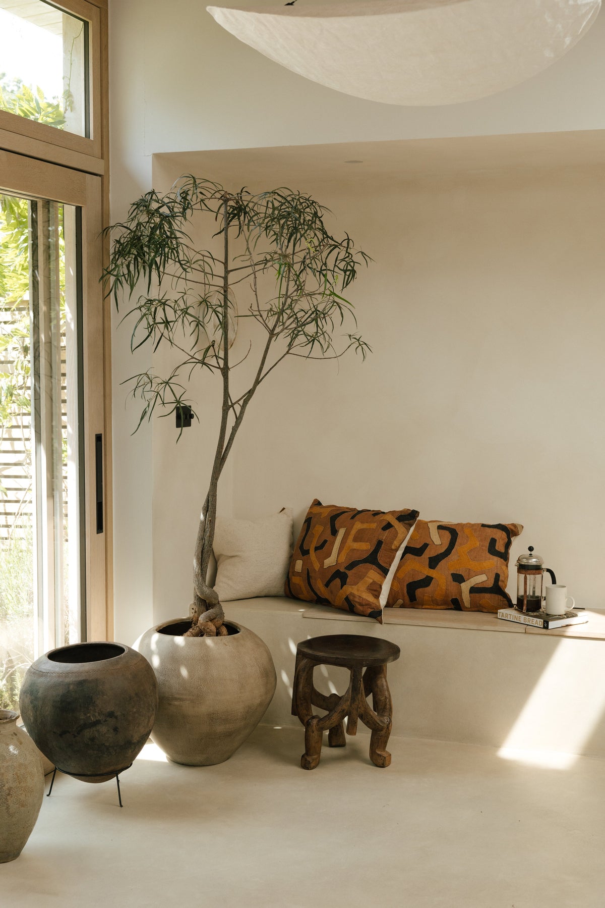 Makonde Stool, Tanzania - 61.1