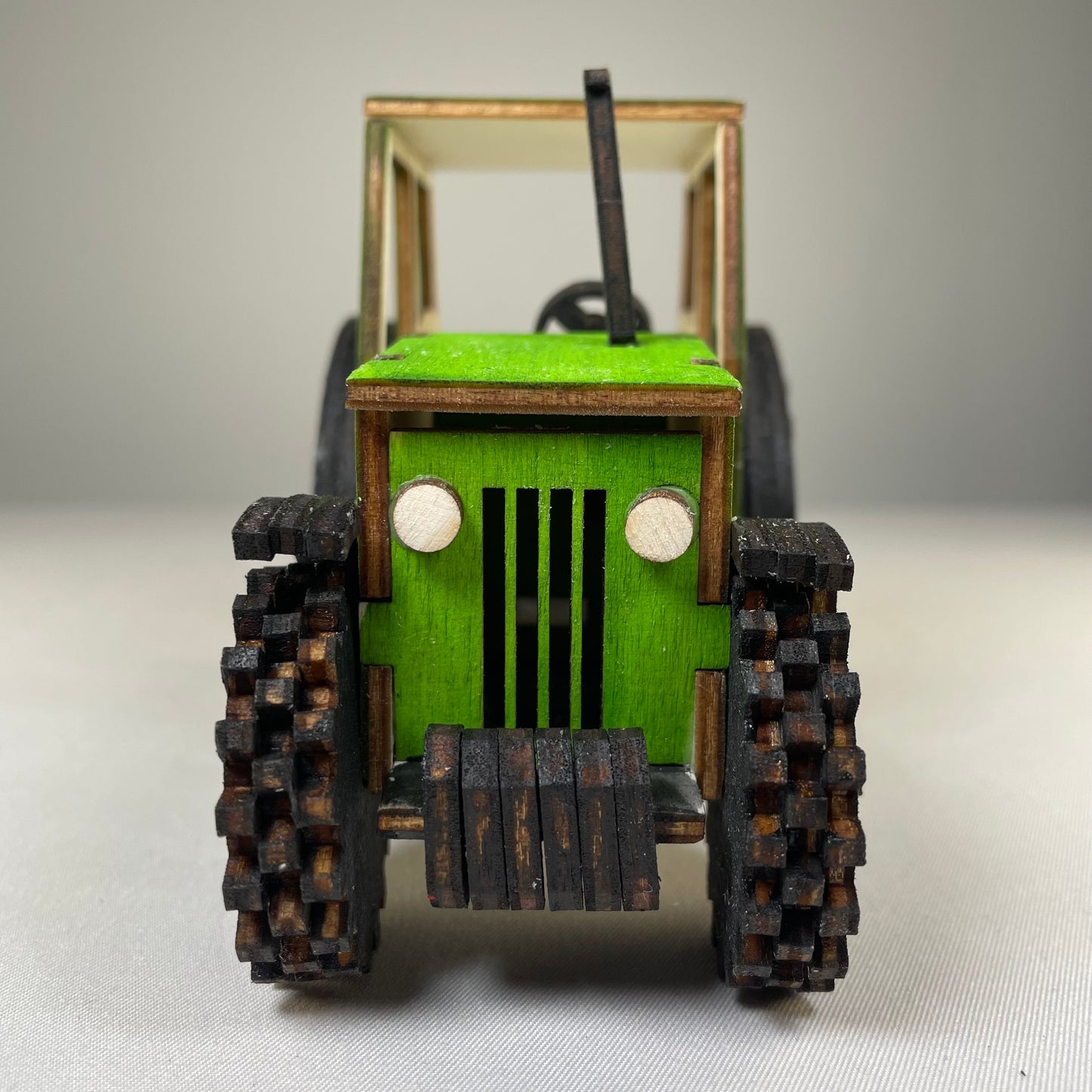 Tractor Puzzle - Ready-Made Model