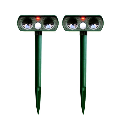 2 PCS Powerful Ultrasonic Solar-powered Animal Repeller With PIR Sensor & Light Sensor, Got the CE / ROHS Certification, 2PCS RC-510