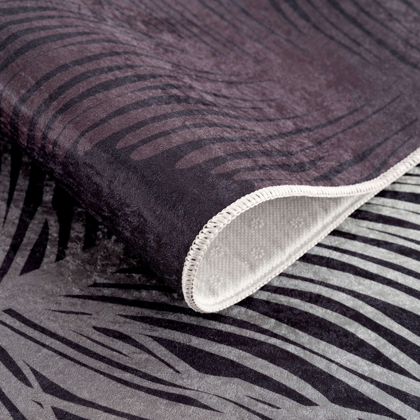 Caimas Collection Washable Rugs in Grey | 2986