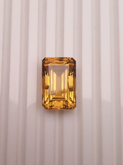 25ct Natural Transparent Best Quality Citrine For Sale - Golden Citrine - November Birthstone - 22x14x10.5mm