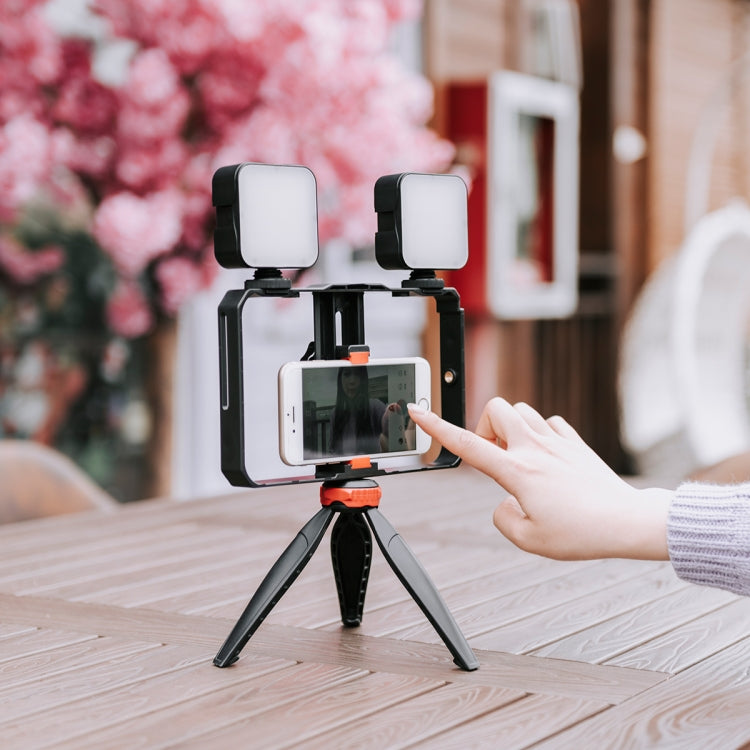 YELANGU PC203 YLG1801C Vlogging Live Broadcast LED Selfie Light Smartphone Video Rig Handle Stabilizer Plastic Bracket Tripod Kits, PC203