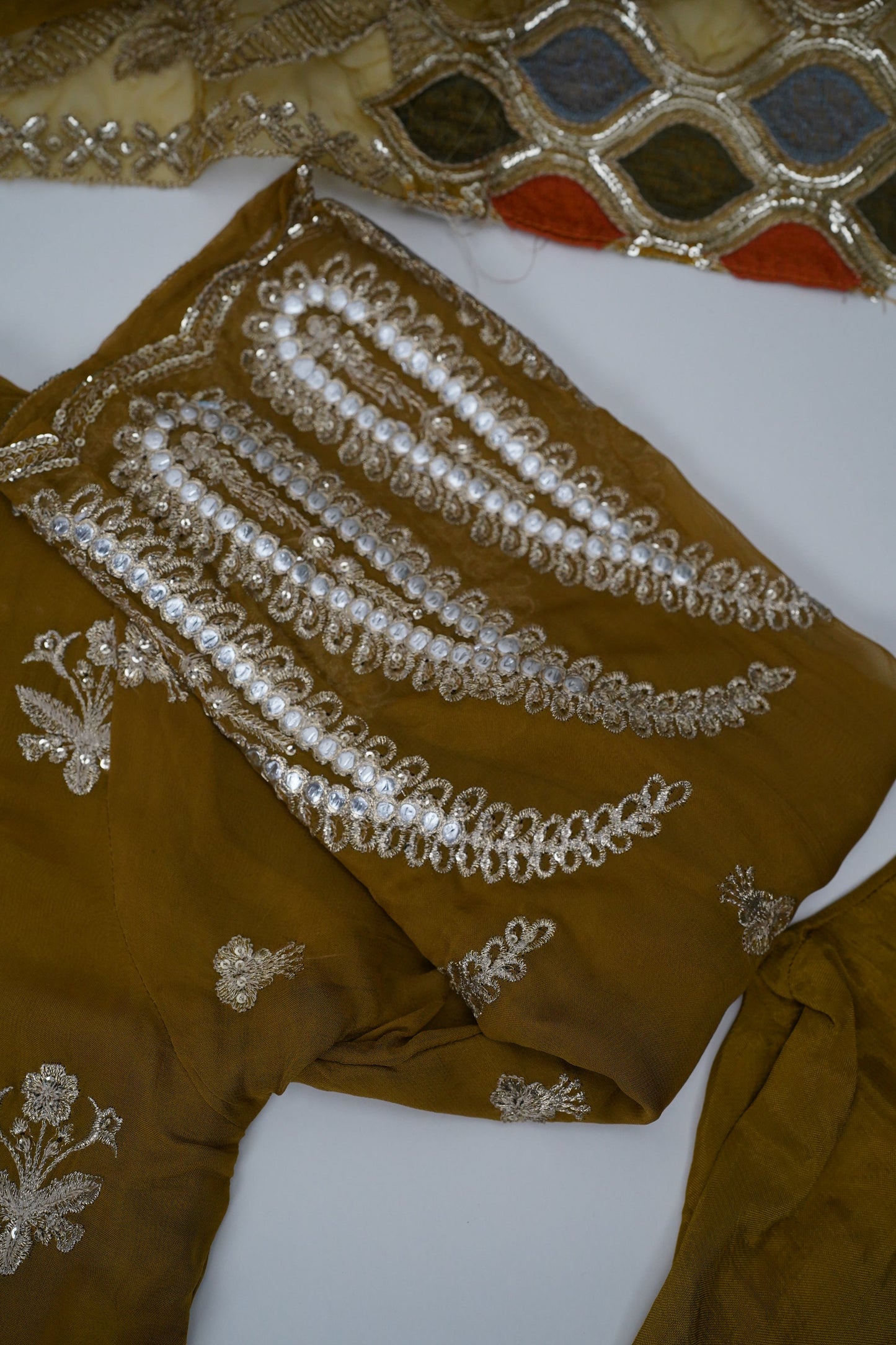 Husan e Jahan - Luxury Chiffon Suit with Chiffon Dupatta - Ready to Wear