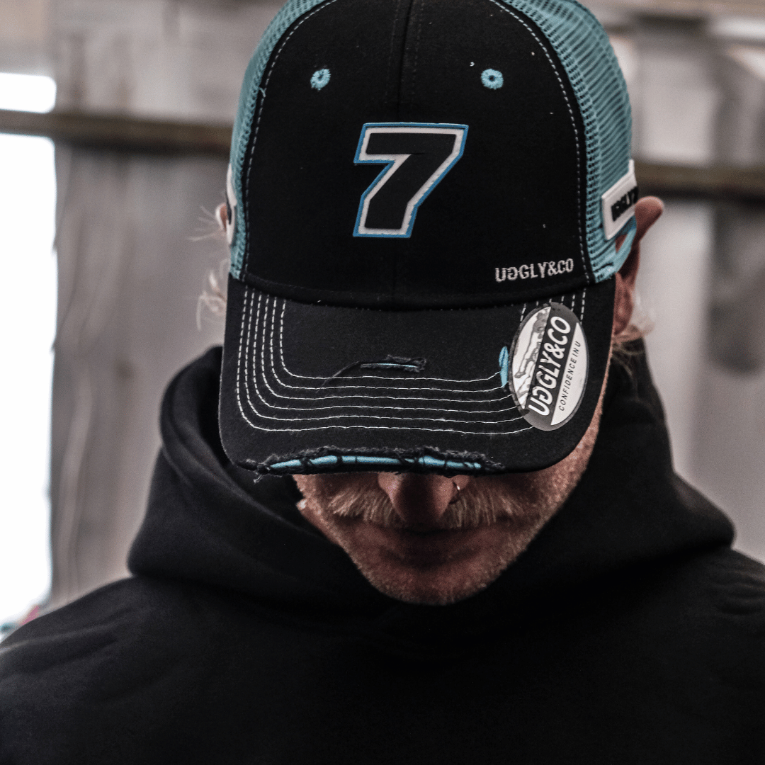 Black & Blue, Davey Todd Cap