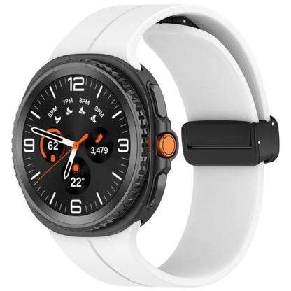 xDfind Fold Black Buckle Magnetic Silicone Watch Band, For Samsung Galaxy Watch8 / Watch8 Classic