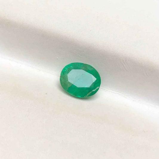 0.75ct Emerald for sale - Budh Ratna - Zamurd - Pachu Stone, Markat Mani Stone - 5x6mm