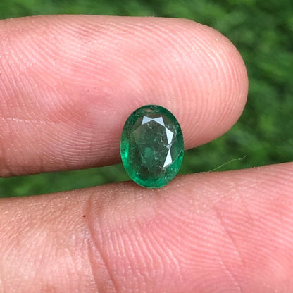 1.00ct Emerald for sale - Budh Ratna - Zamurd - Pachu Stone, Markat Mani Stone - 8x6mm