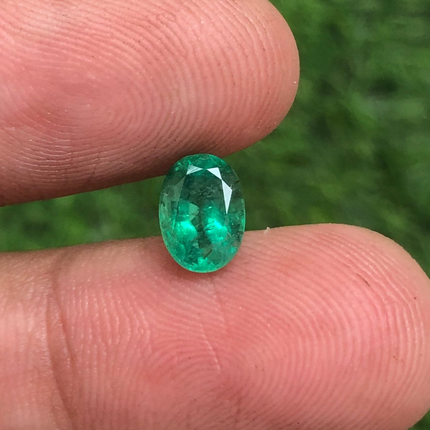 1.50ct Emerald for sale - Budh Ratna - Zamurd - Pachu Stone, Markat Mani Stone - 8x6mm