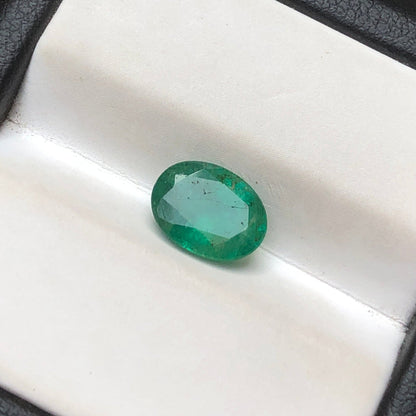 1.65ct Emerald for sale - Budh Ratna - Zamurd - Pachu Stone, Markat Mani Stone - 9x7mm