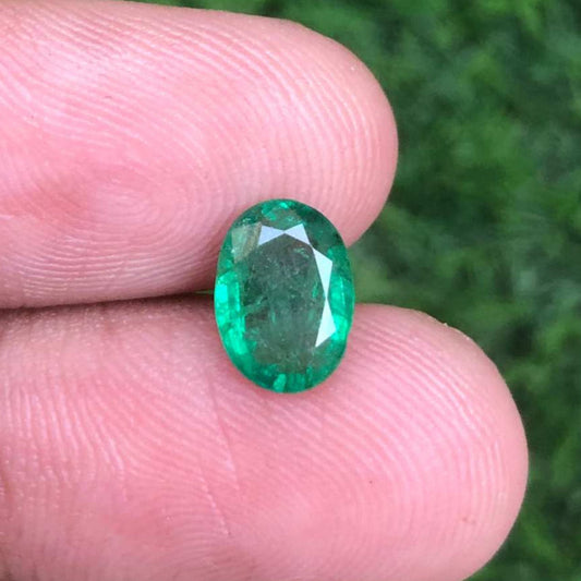 1.75ct Emerald for sale - Budh Ratna - Zamurd - Pachu Stone, Markat Mani Stone - 9x7mm