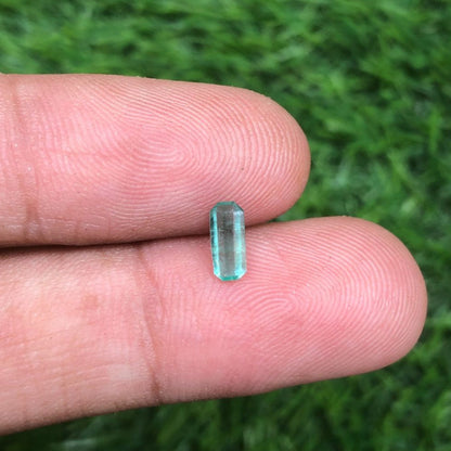 0.35Ct Emerald for sale - Budh Ratna - Zamurd - Pachu Stone, Markat Mani Stone - 7x3mm