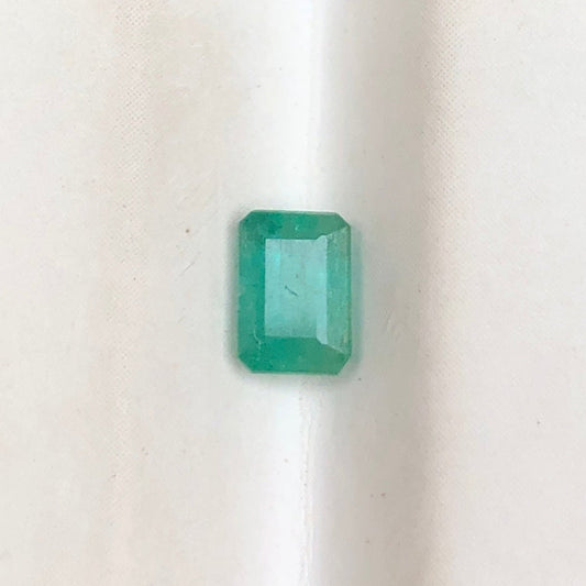0.55Ct Emerald for sale - Budh Ratna - Zamurd - Pachu Stone, Markat Mani Stone - 5.5x4mm
