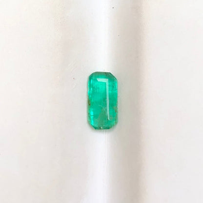 0.50Ct Emerald for sale - Budh Ratna - Zamurd - Pachu Stone, Markat Mani Stone - 7x4mm