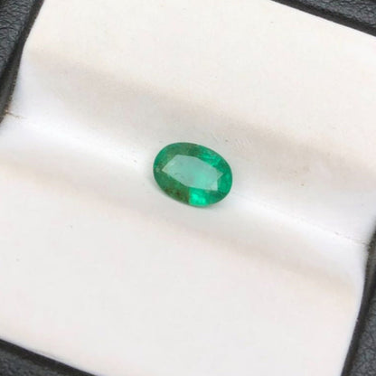 0.85Ct Emerald for sale - Budh Ratna - Zamurd - Pachu Stone, Markat Mani Stone - 7x5mm